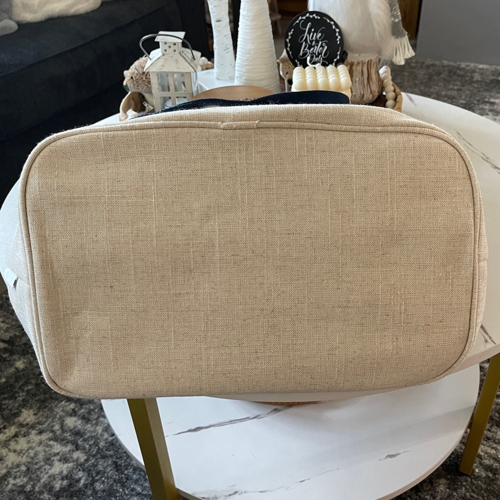 RAE DUNN Weekend Butterfly Tan/Blue Insulated Tote - Picture 11 of 12